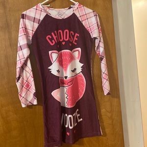 Like new fox fleece nightgown